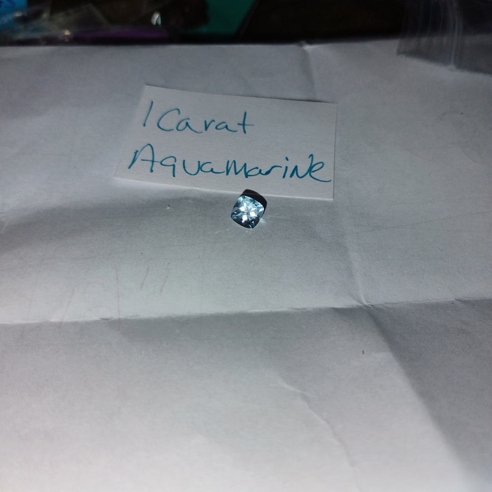 1 Carat Aquamarine Gemstone